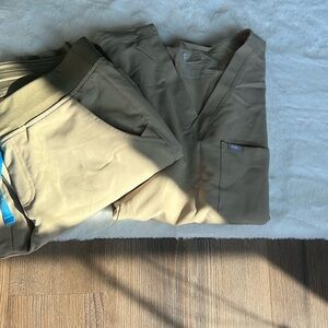 Never worn limited edition fig's set w/o tags